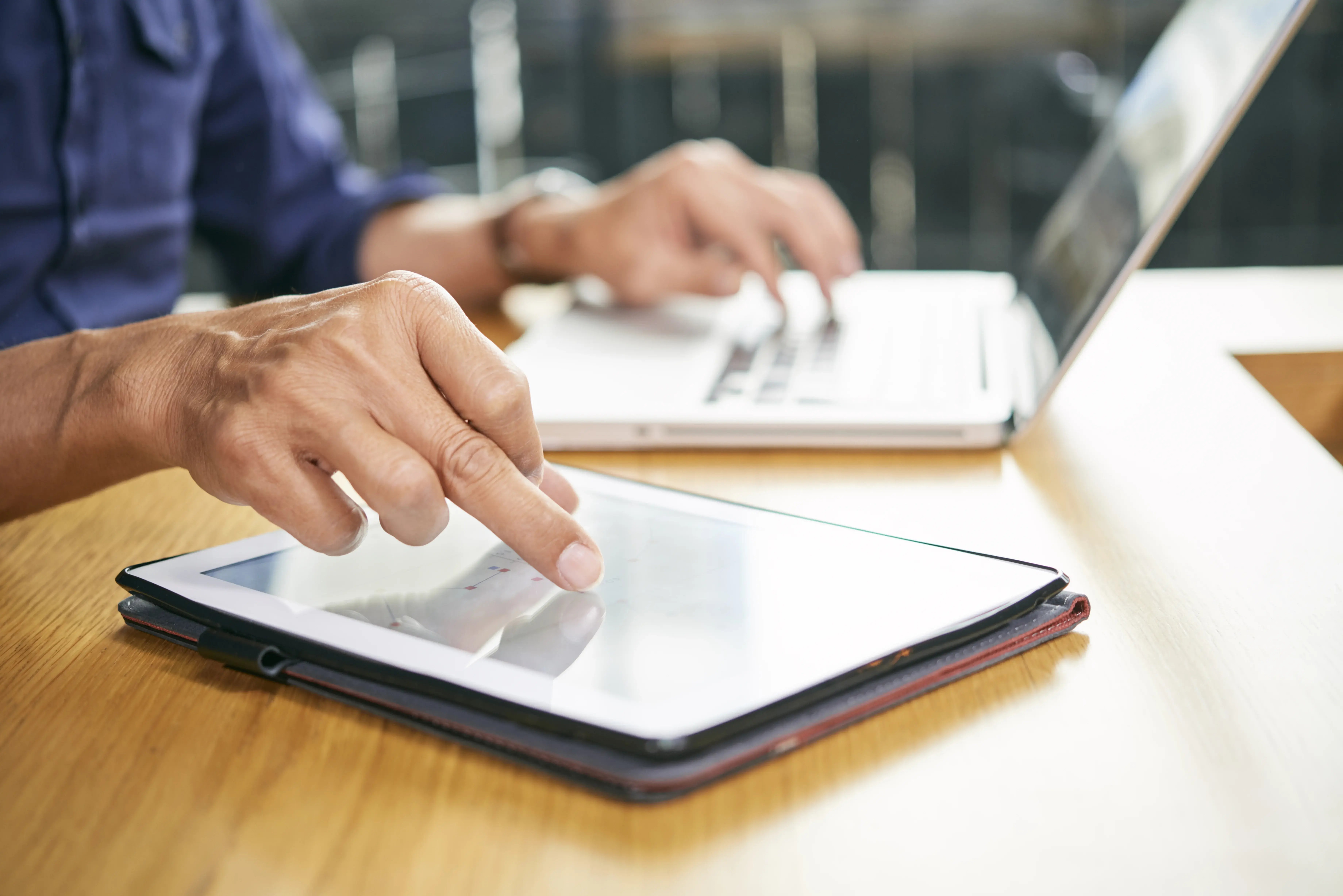 businessman-working-tablet